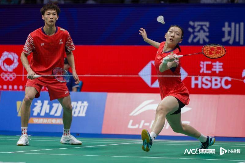 中国羽毛球大师赛于深圳开拍，国羽首日7战4胜
