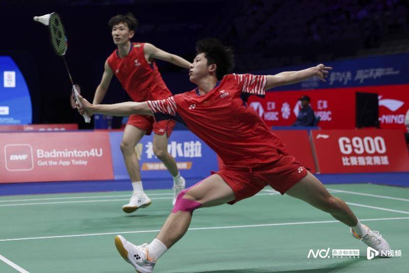 中国羽毛球大师赛于深圳开拍，国羽首日7战4胜