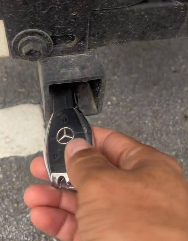 “钥匙在这，我回家了！”上海男子将百万元房车停在南宁街头，请陌生人上车体验