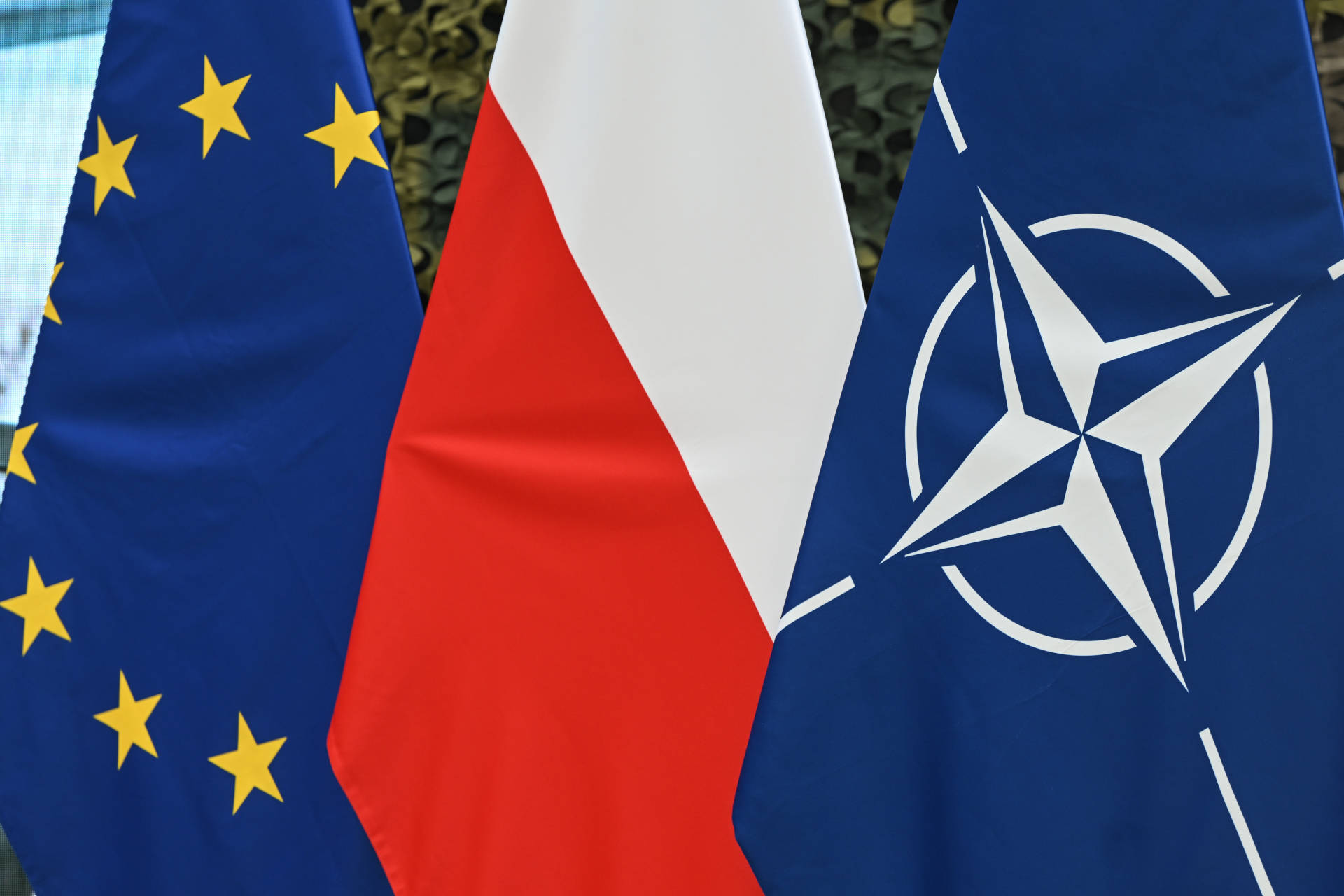 德国出动战斗机拦截俄军机！俄军：击沉2艘乌克兰无人艇，65架无人机！乌军：击退俄军多次进攻