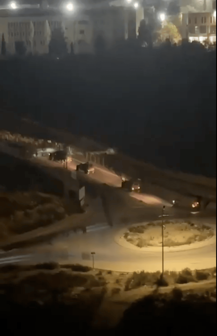 外媒：以军突袭巴勒斯坦比尔宰特大学