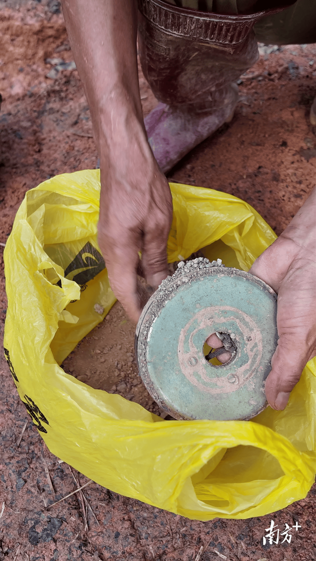 423公斤陨石在茂名电白挖出，系国内目击降落第二大单体陨石