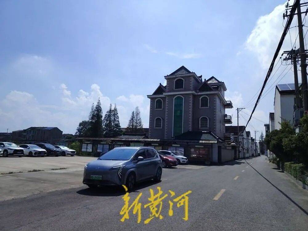 浙江绍兴地铁发生撞人事故后，有保洁被通知不用来工作，遇难者家属：已拿到赔偿款，拒绝透露具体金额