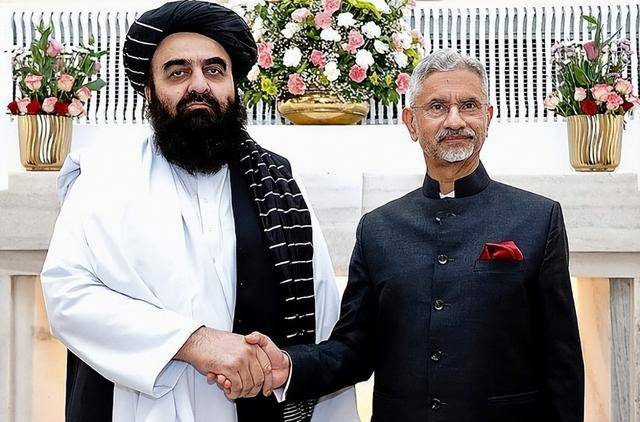 不消灭恐怖分子，还和印度眉来眼去？巴基斯坦对阿富汗忍无可忍