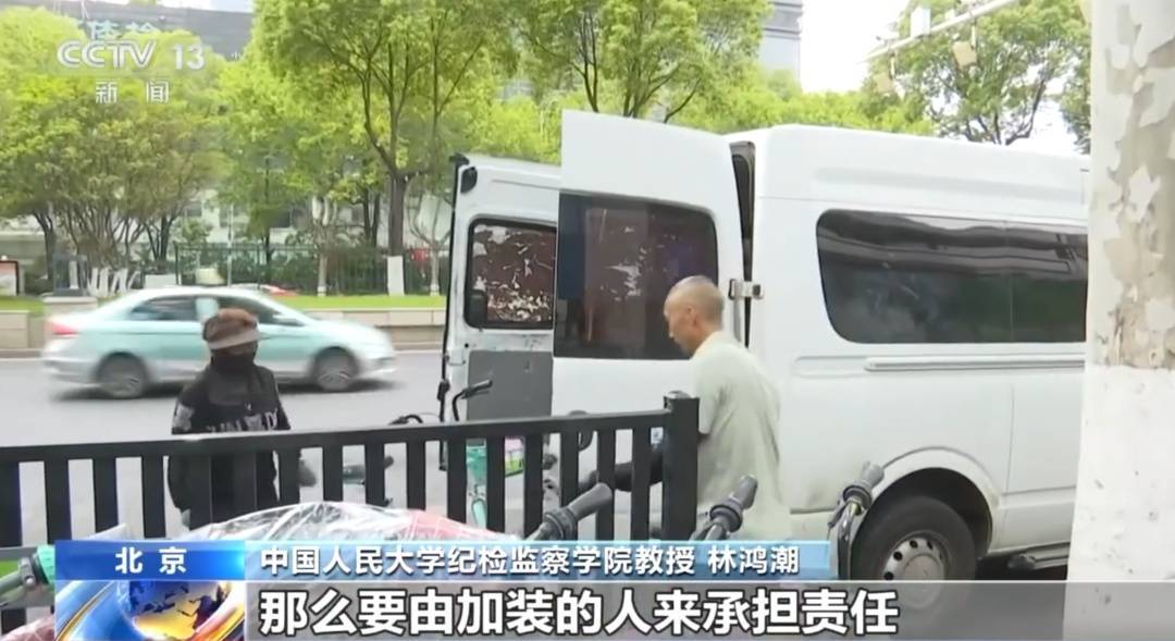 看着都疼！上海街头一男子突然求助：10岁女儿被死死卡住！这个行为太危险→