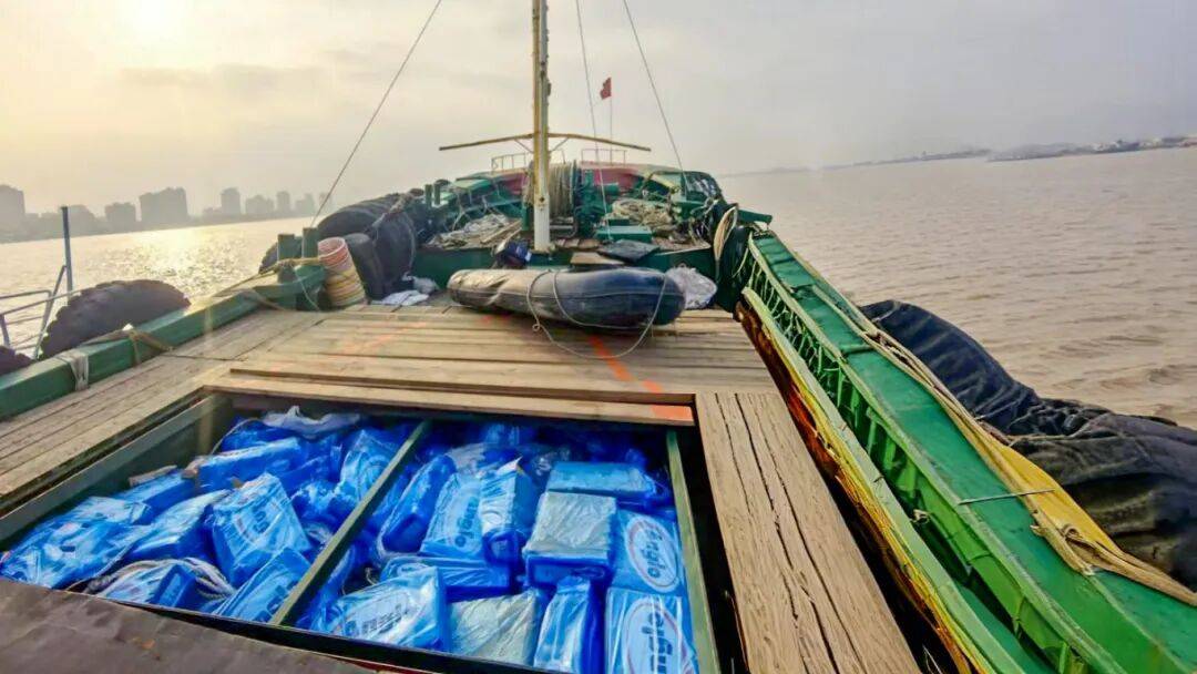 半年出海7次，神秘渔船从未带回1条鱼，背后是一桩大案！