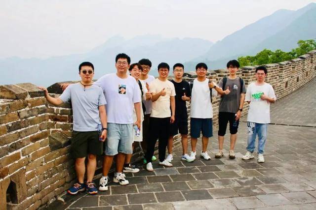 突破瓶颈！我国成功研制新型芯片