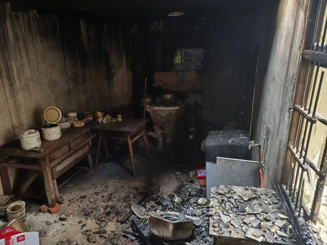 请告诉家里的老人，这些“方便”咱不能图！