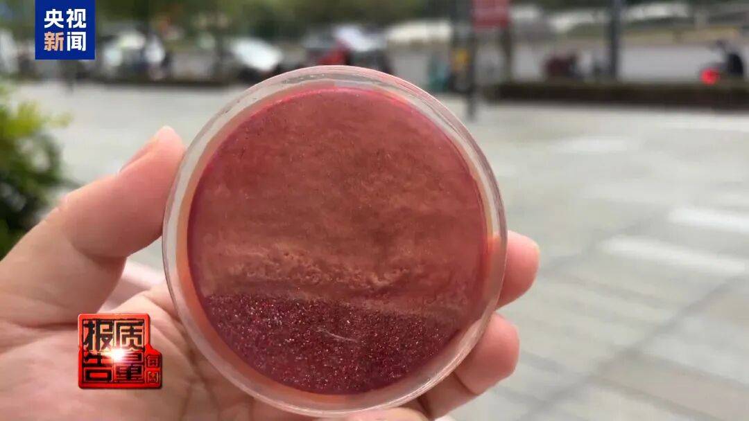 快扔掉！甲醛含量高出上限一倍多，戴防毒面具也不行！